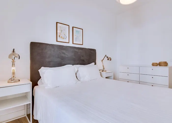 Al - Egas Moniz Apartmán Quarteira