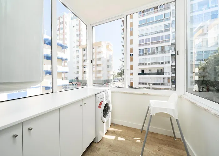 Al - Egas Moniz * Quarteira