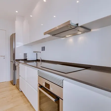 Apartmán Al - Egas Moniz *
